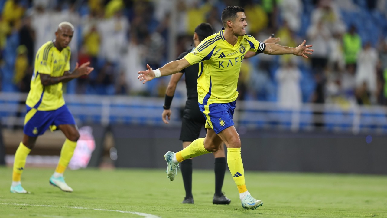 رونالدو: بكائي من شخصيتي ولن أتغير .. فيديو