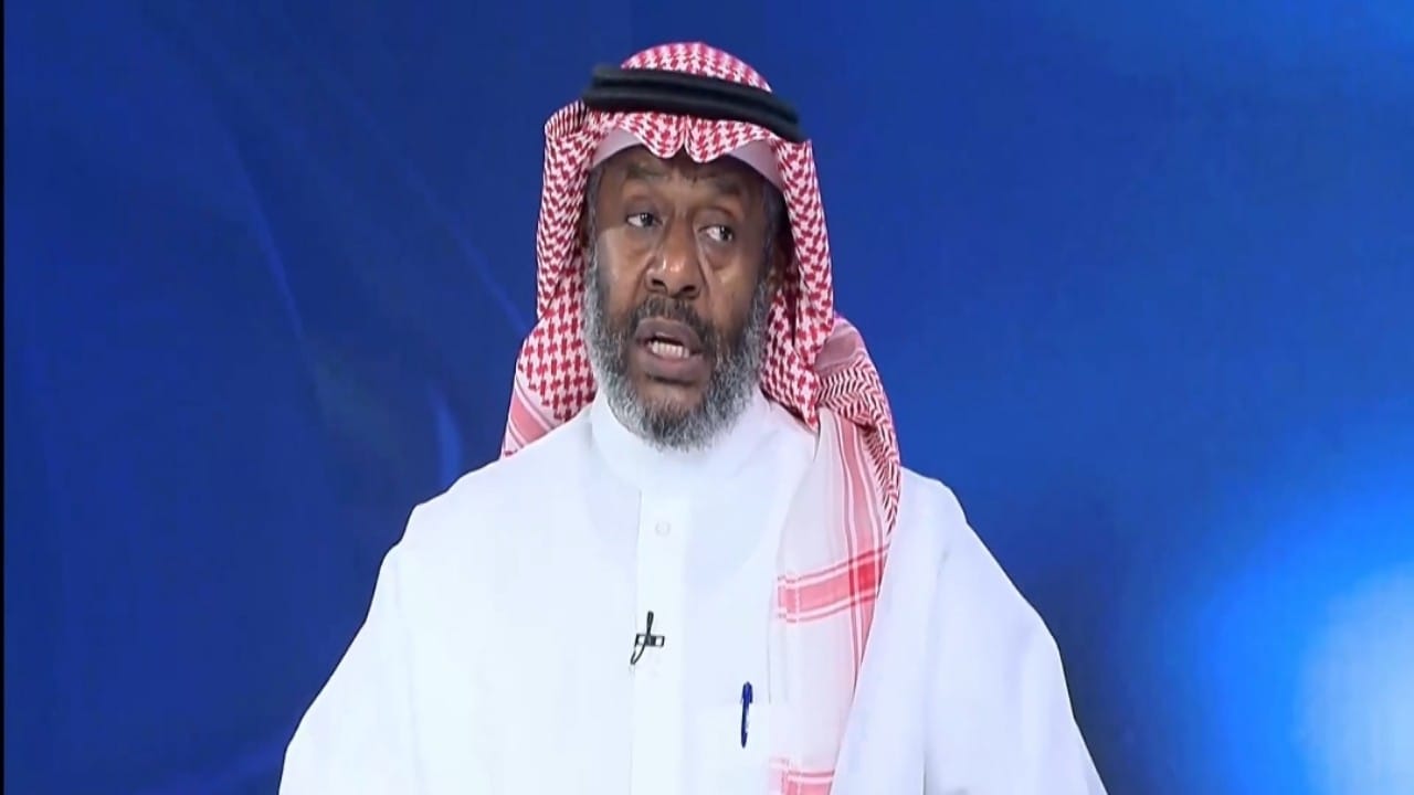 يوسف خميس: بعض لاعبي النصر لديهم كرش .. فيديو