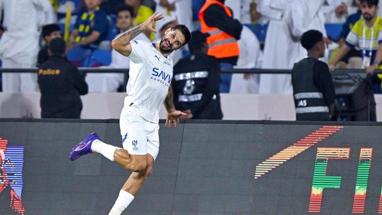 ميتروفيتش يحتفل بالرقص بعد تتويج الهلال .. فيديو