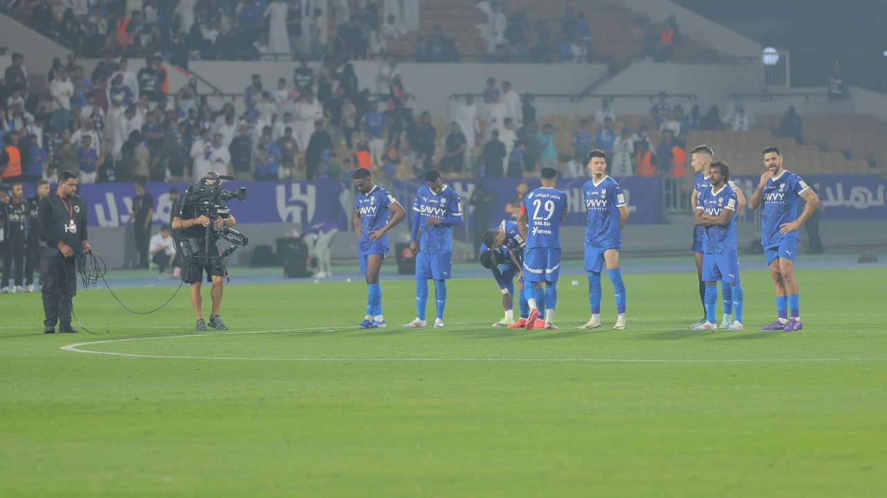 الهلال يتأهل لنهائي كأس السوبر بركلات الترجيح .. فيديو وصور