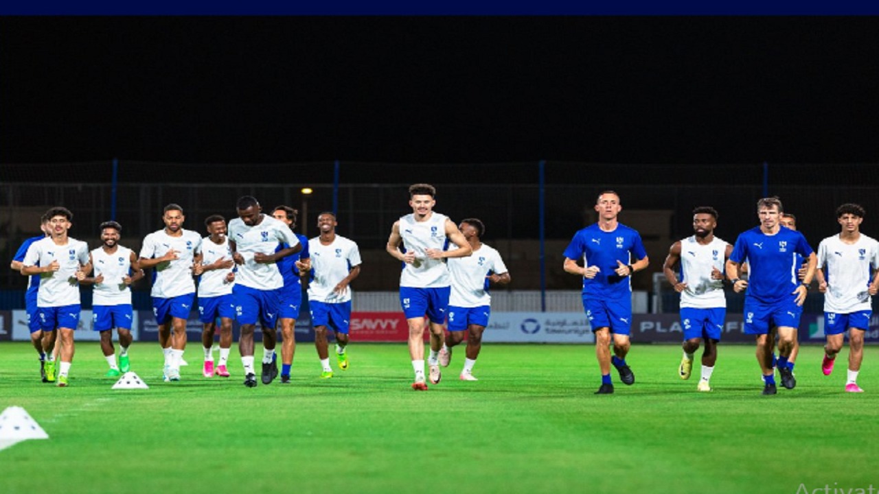 الهلال يؤدي تدريبات استعدادا لمواجهة الريان