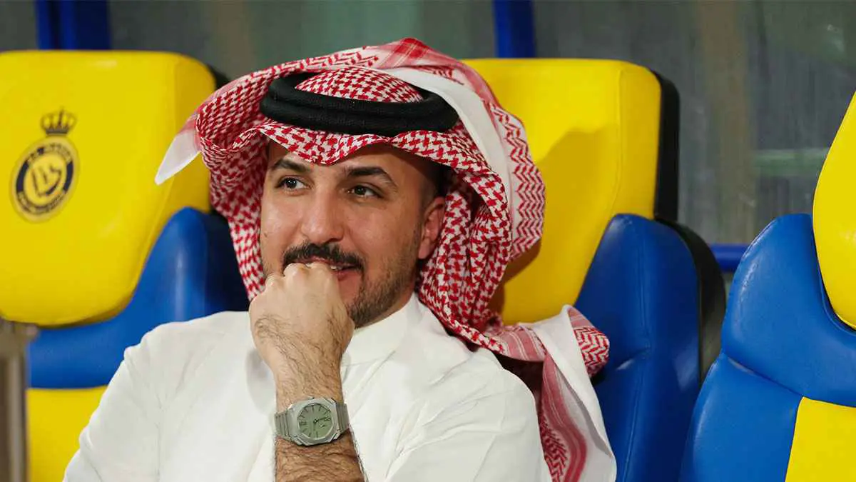 وفـاة والد رئيس نادي النصر السابق