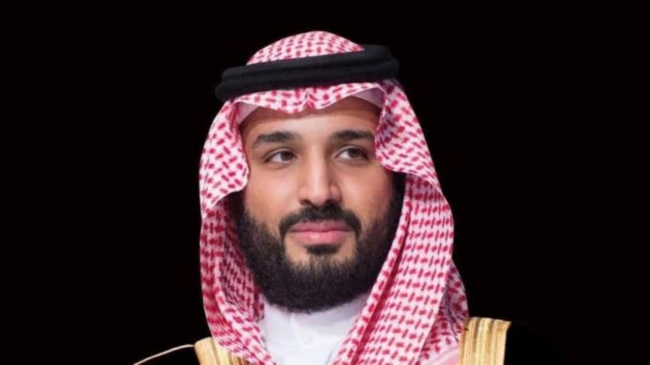 ولي العهد يعزي ملك البحرين في وفاة الشيخ حمود بن عبدالله آل خليفة