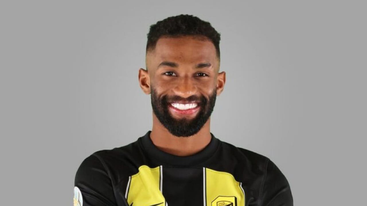 عوض الناشري ضمن قائمة الاتحاد أمام الرياض