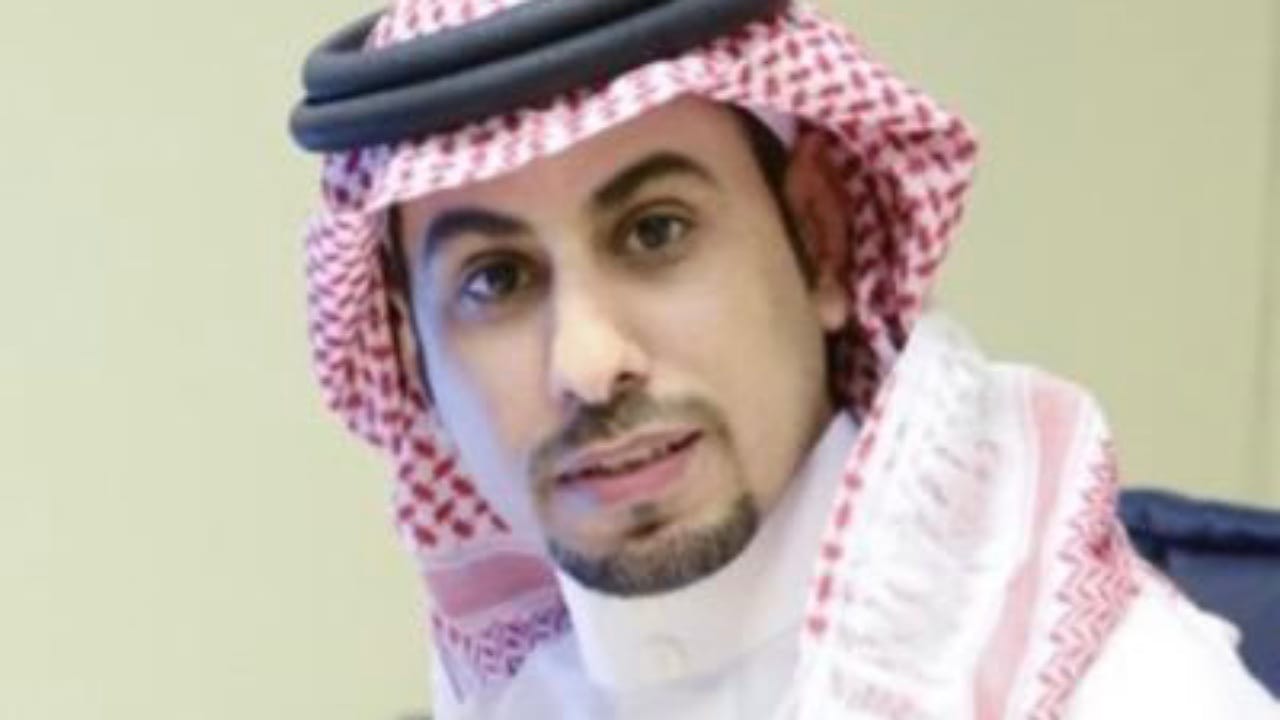 محمد العنزي: بعض اللاعبين حرام يرتدون قميص العالمي