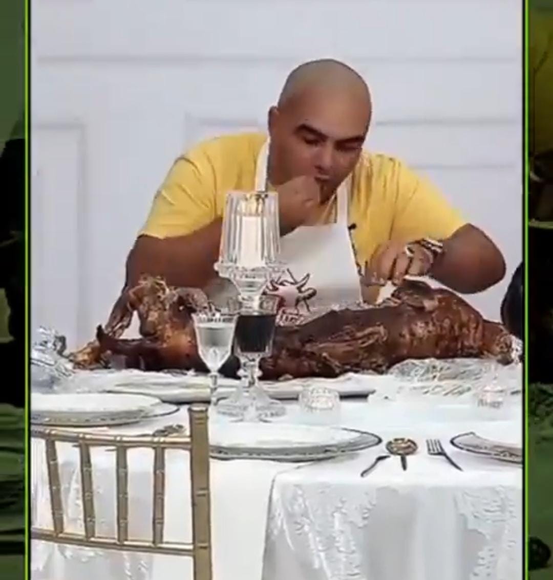 مشهور جزائري يتناول خروفا خلال نصف ساعة.. فيديو