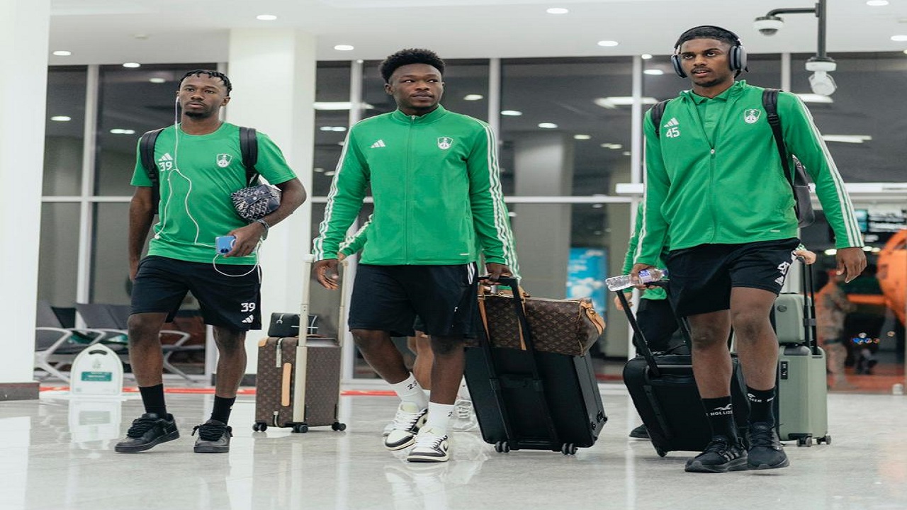 الأهلي والعين: مباراة مصيرية في آسيا لخطف الصدارة من الهلال