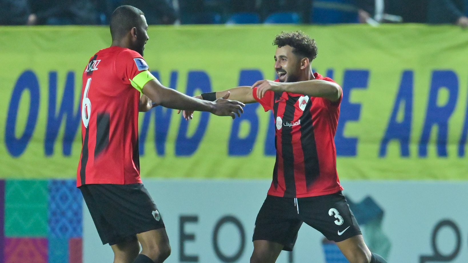 هدف عالمي من لاعب الريان القطري ضد باختاكور .. فيديو