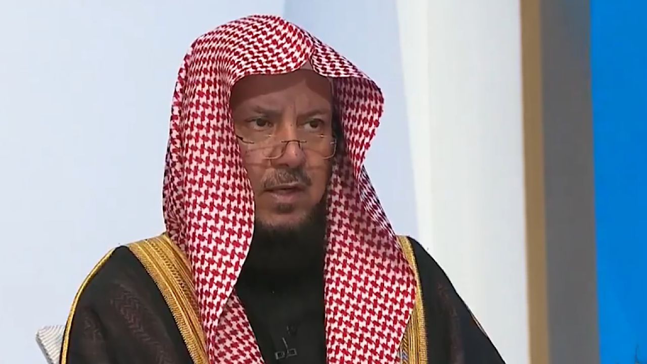 الشيخ السليمان: دفع الكفارة واجب على ملاك الإبل المتسببة بحوادث مميتة.. فيديو