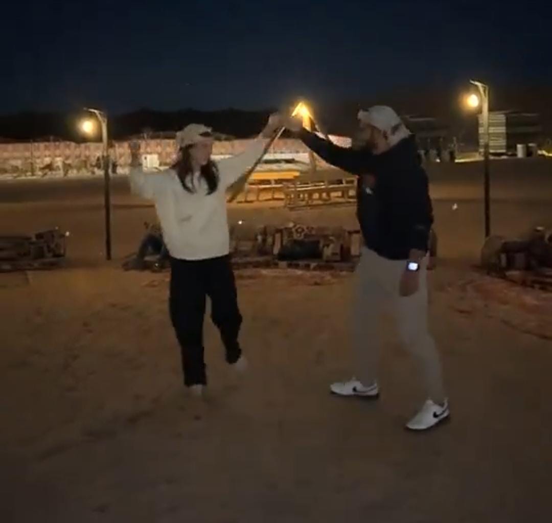 زوجة بلال الشمري تتألق في أداء الدبكة مع زوجها.. فيديو