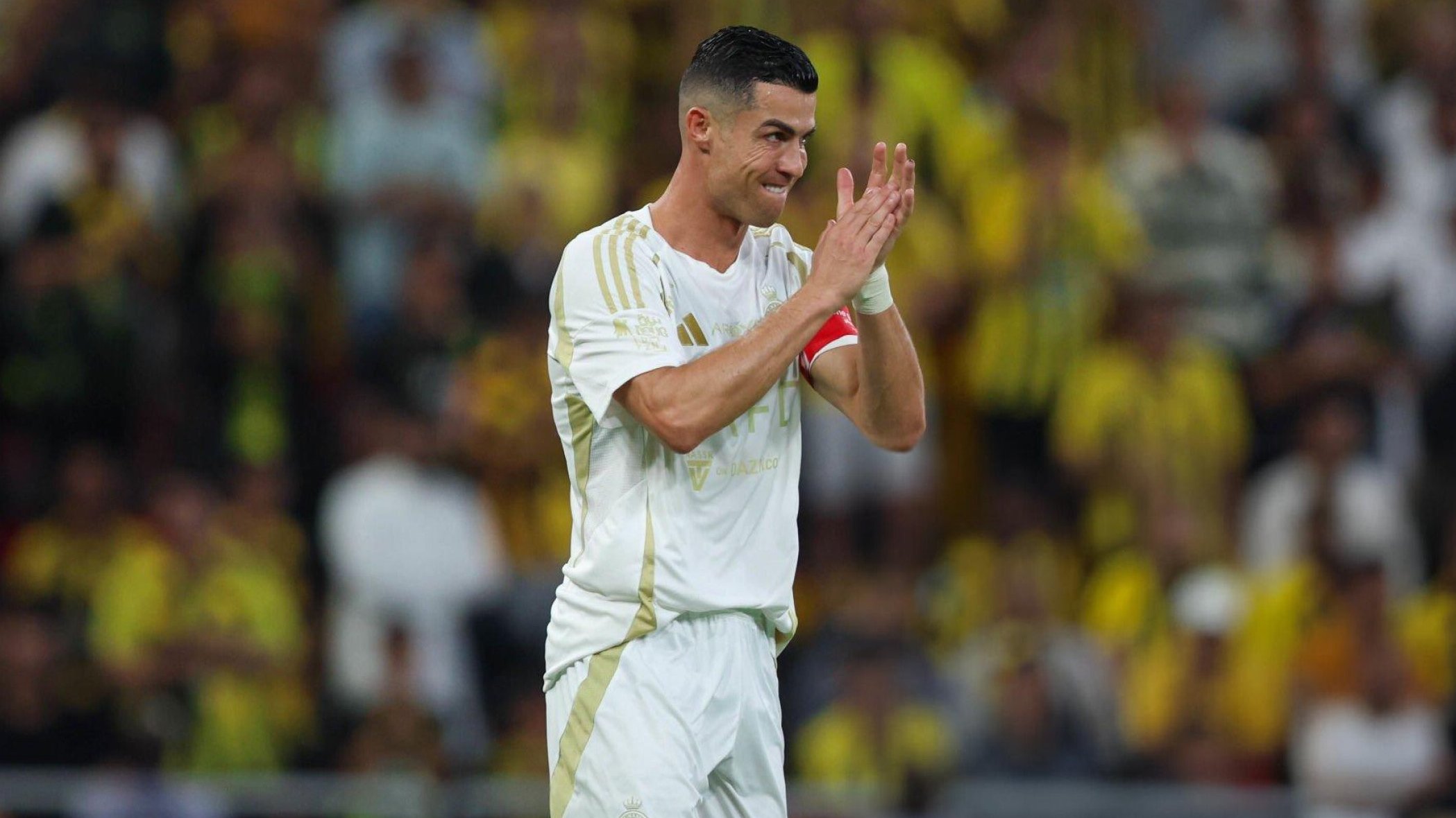 ردة فعل رونالدو بعد الخسارة أمام الاتحاد  .. فيديو