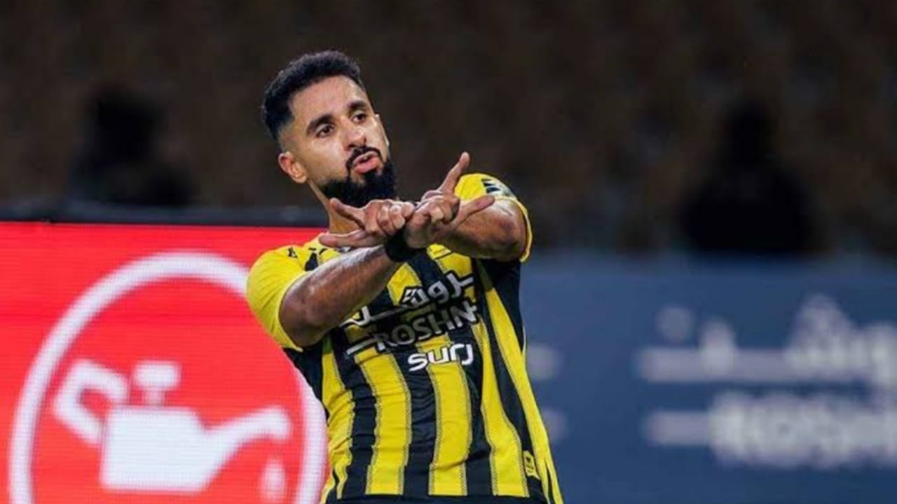 الشهري يستكمل برنامجه العلاجي في عيادة الاتحاد