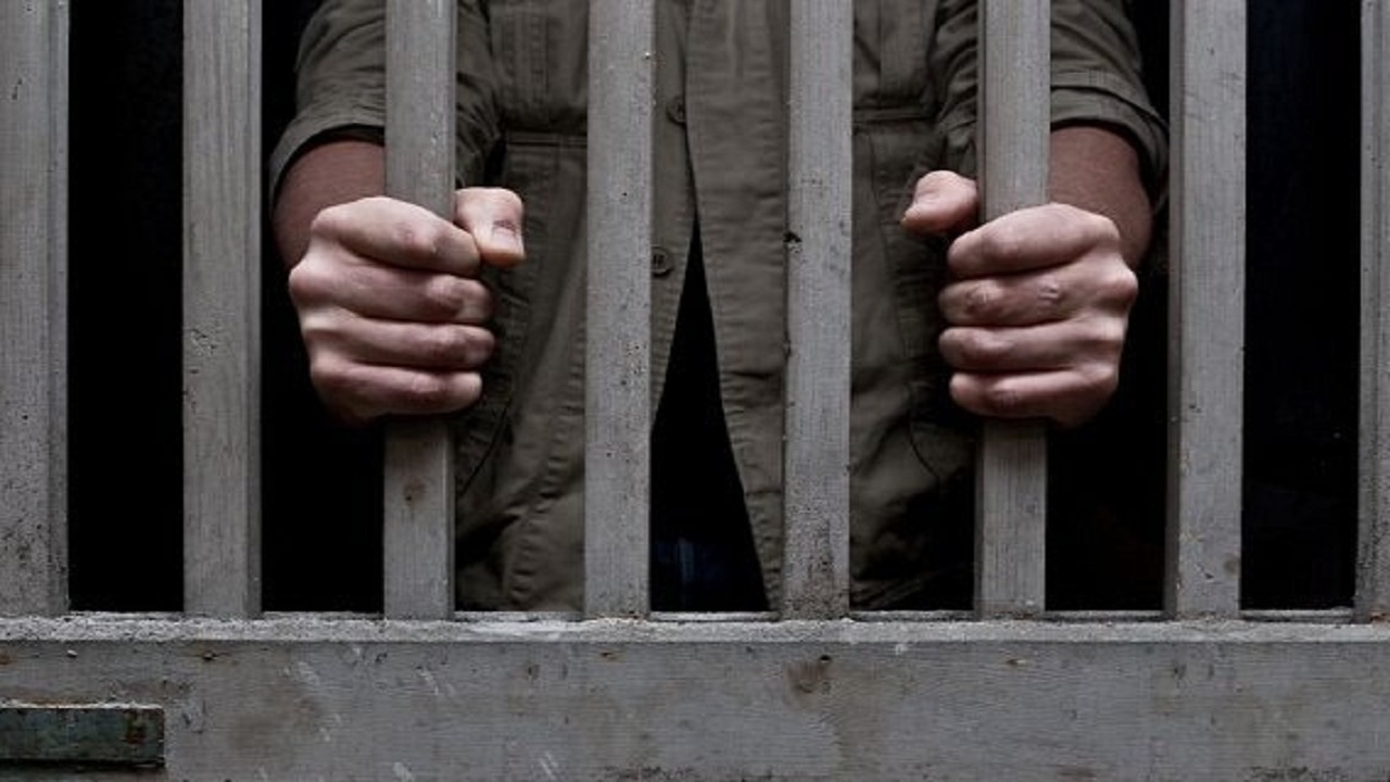 أدلة تنجي رجل من السجن بتهمة ضرب زوجته