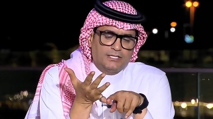 البكيري ينتقد قرار رحيل محترف نيوم ويصفه بالغريب