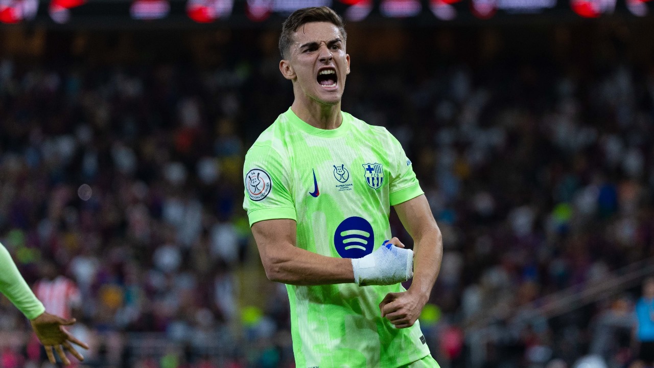 برشلونة يتأهل لنهائي كأس السوبر الإسباني