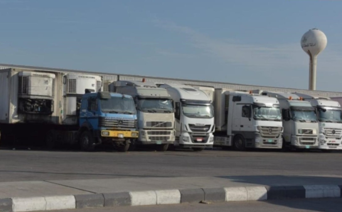  النقل تمنع الشاحنات الأجنبية من دخول أسواق النفع العام دون تصريح