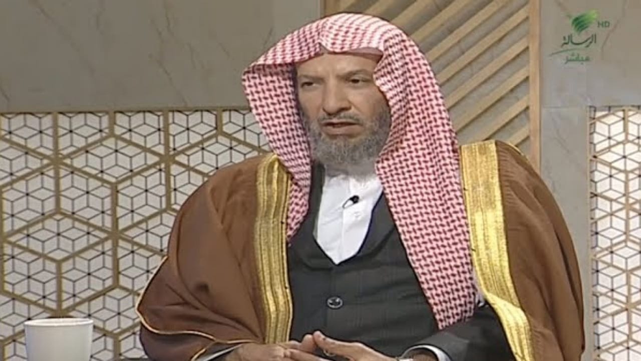 الشيخ الشثري يوضح كيفية زكاة المال في الحسابات البنكية .. فيديو