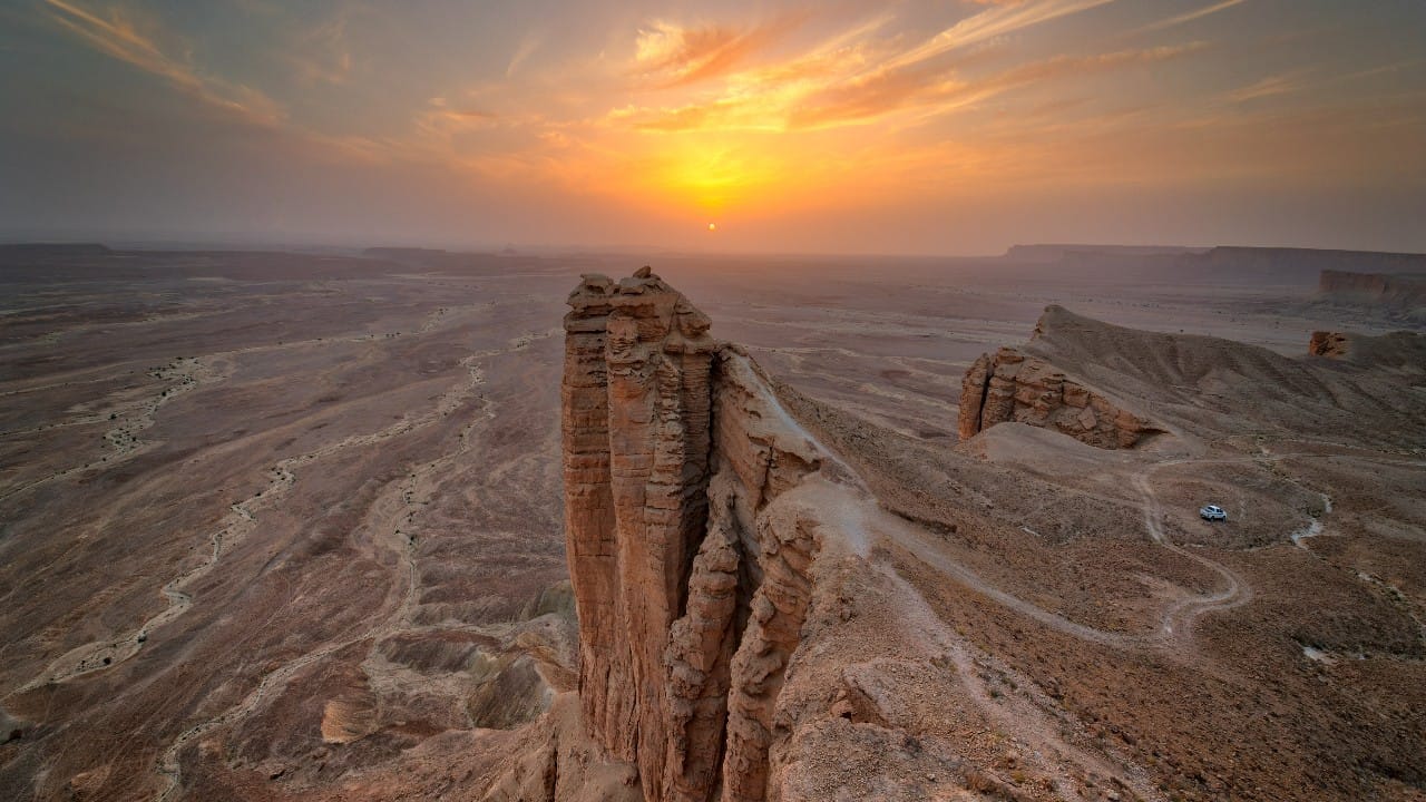 المسند يكشف أطول ليلة وأقصر نهار في السنة