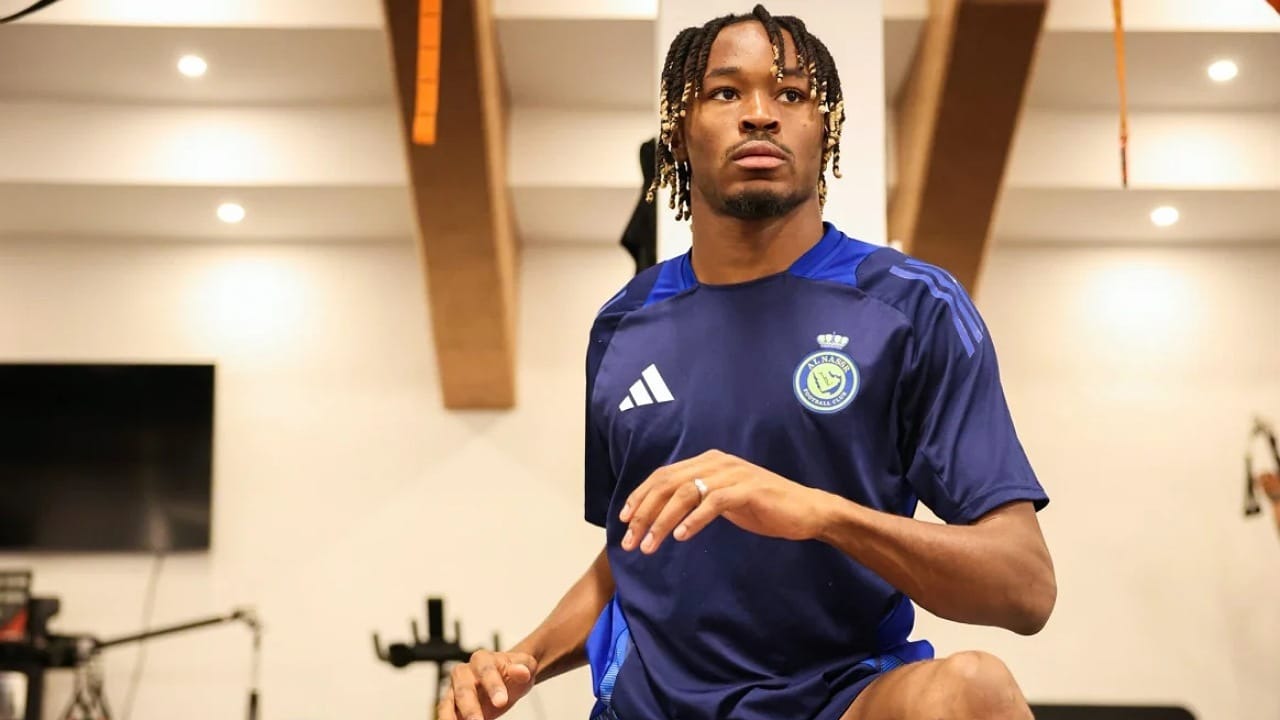 سيماكان يشارك في تدريبات النصر