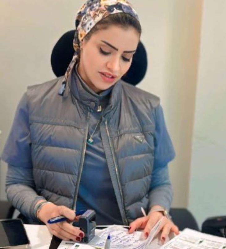 إصابة غناتي القحطاني بدمامل في وجهها.. واستشارية تشخص حالتها .. فيديو