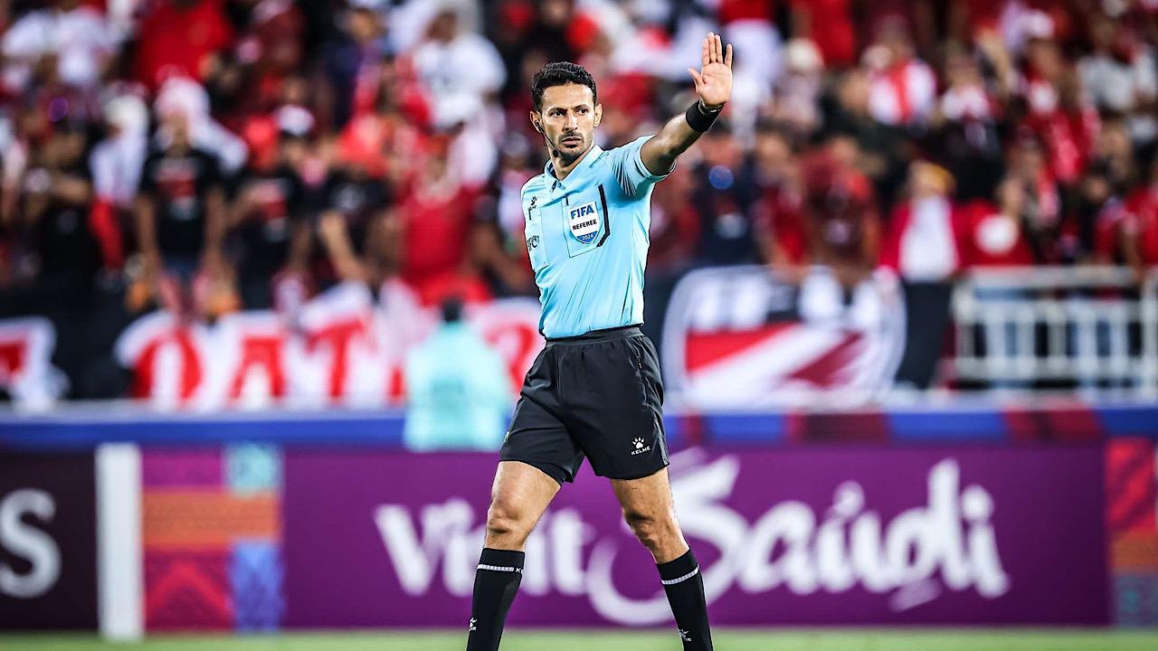 ماجد الشمراني حكماً للقاء الاتحاد أمام الخلود‬⁩