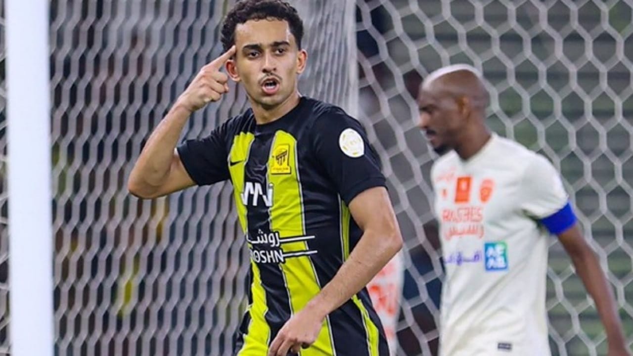 الاتحاد يحسم موقفه النهائي من رحيل نجمه بعد وصول عروض مغرية