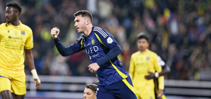 مارسيليا يتحرك لإقناع لابورت بالانضمام لصفوفه