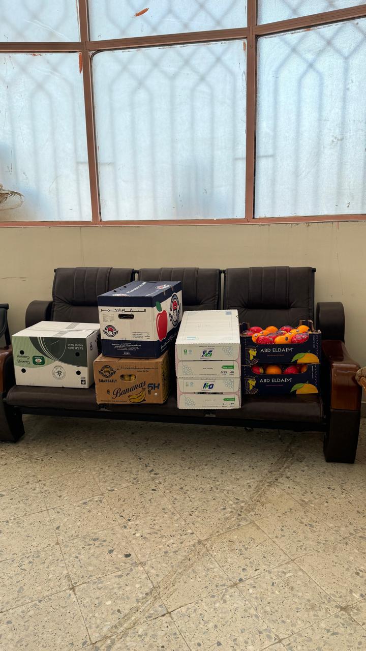 مديرة مدرسة بـ الشفا تكرم حارس يوم تقاعده بطريقة مميزة.. فيديو وصور