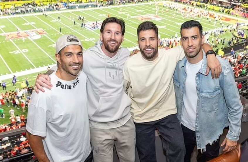 ترامب يسخر من تايلور سويفت بعد تعرضها للاستهجان في نهائي السوبر بول