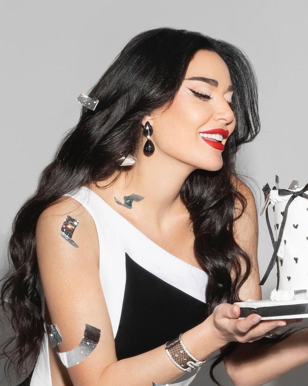 سيرين عبد النور تحتفل بعيد ميلادها