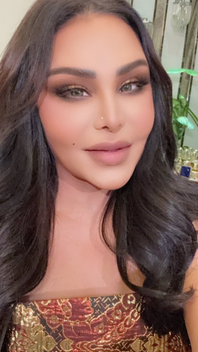 أحلام تحتفل بعيد ميلادها وتوجه رسالة لجمهوره .. صورة