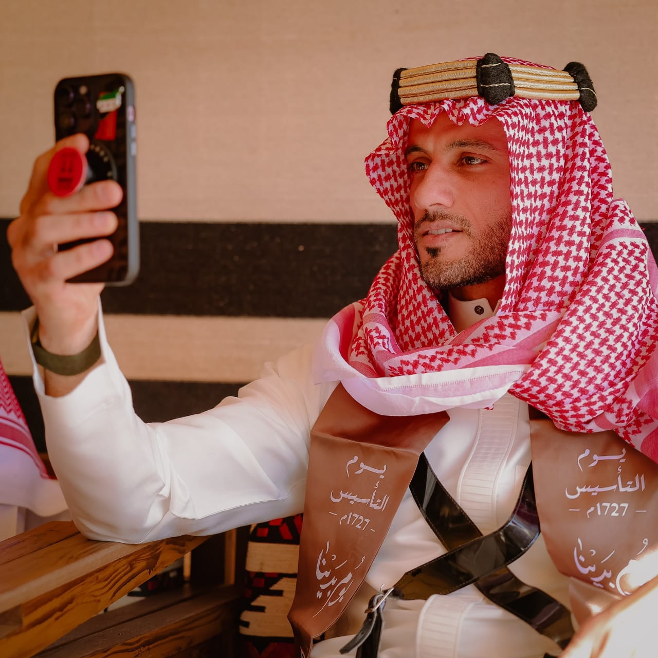 السومة يشارك في احتفالات يوم التأسيس .. صور