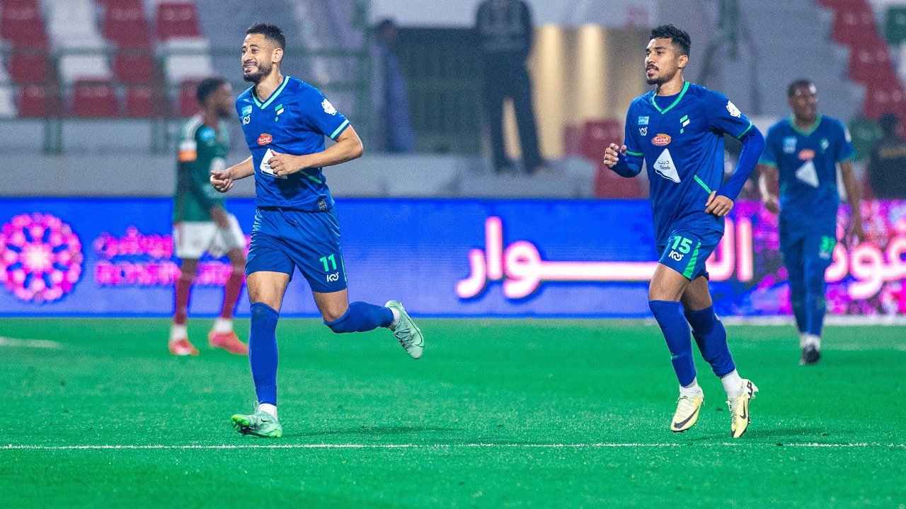 الفتح يتخطى الاتفاق بثنائية .. فيديو