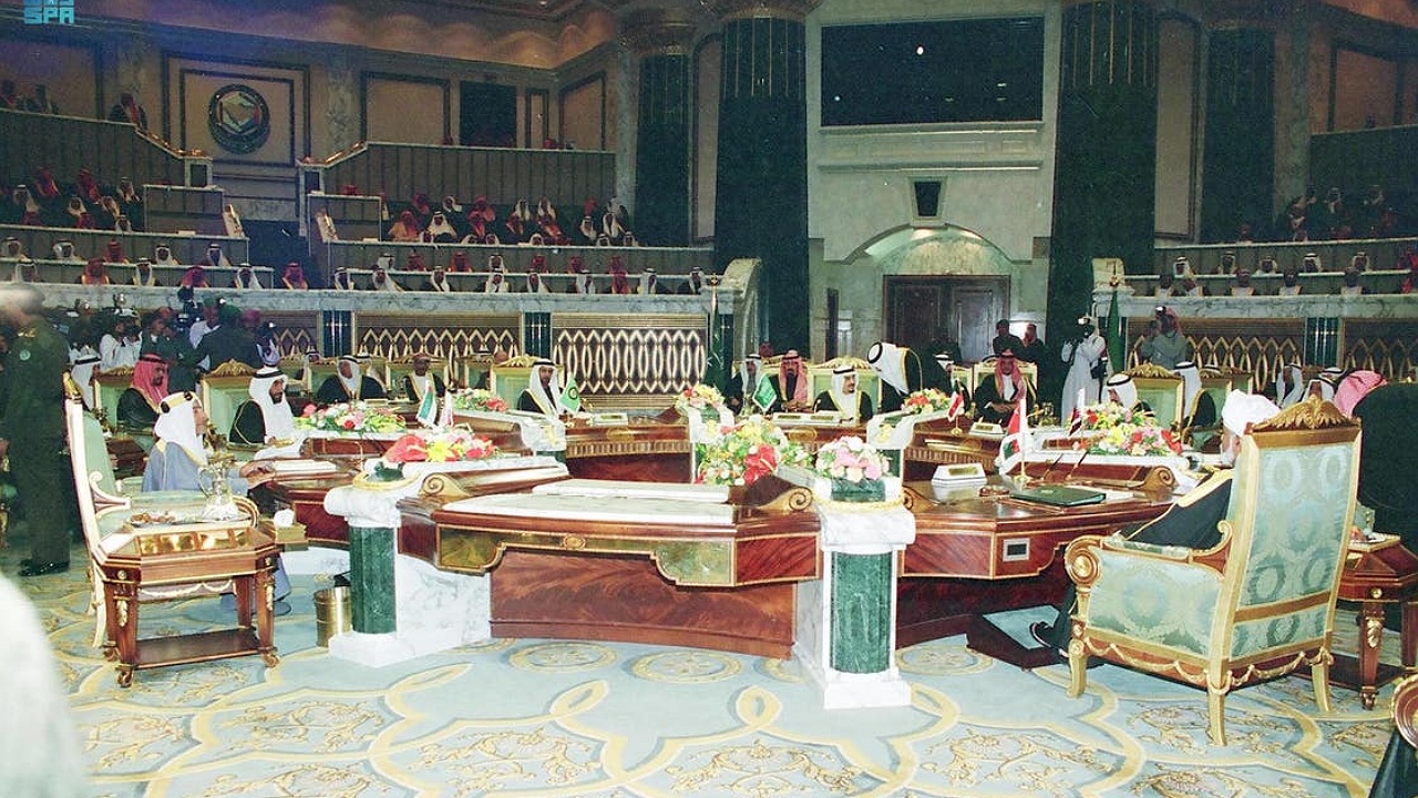 رحلة في تاريخ قصر الدرعية الذي احتضن مباحثات روسيا أميركا ..صور