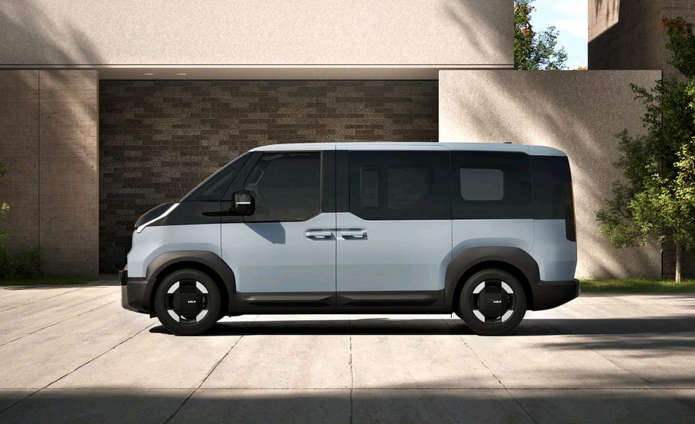 كيا تكشف عن أول فان كهربائية PV5 .. صور