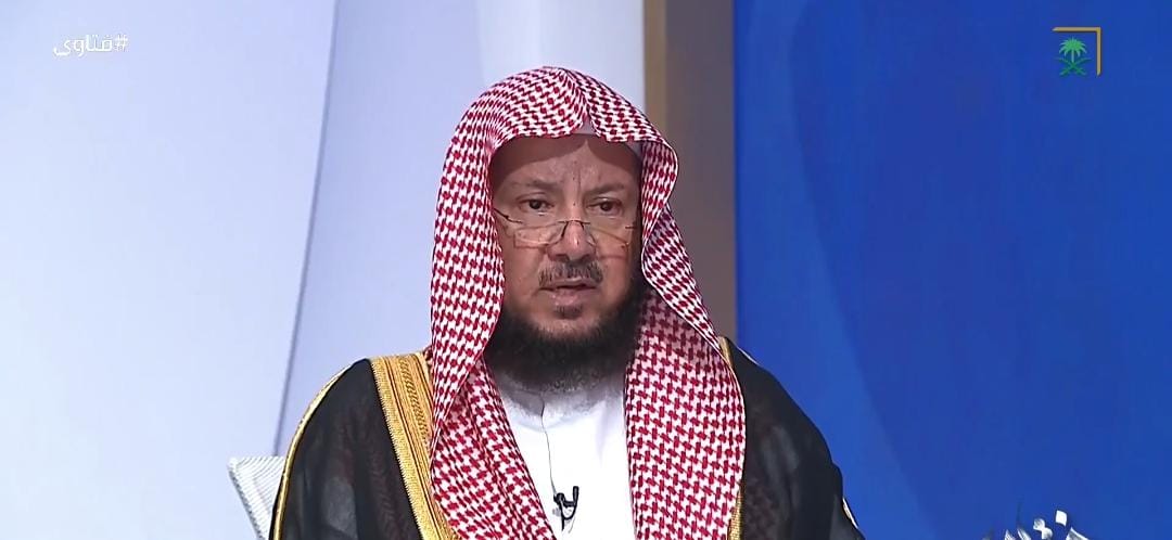 حكم تغطية القبر بالإسمنت خوفا من الانجراف؟ الشيخ السليمان يوضح .. فيديو