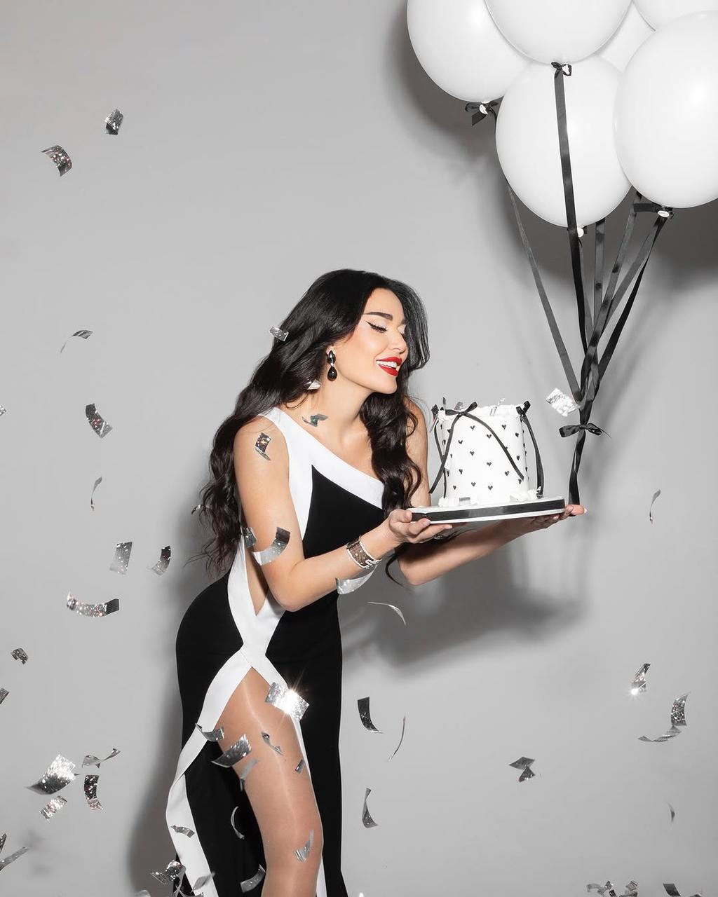 سيرين عبد النور تحتفل بعيد ميلادها