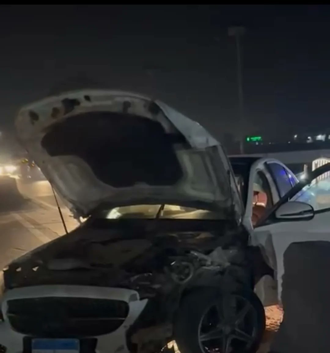 فنان مصري يتعرض لحادث سير مروع ..صور