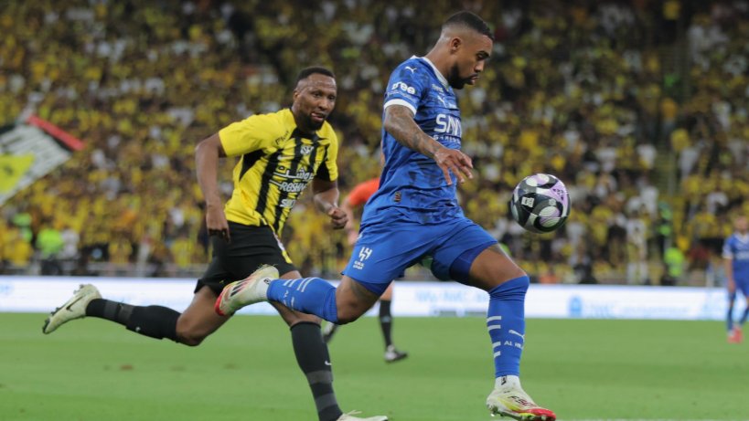 الاتحاد يقسو على الهلال برباعية .. فيديو وصور