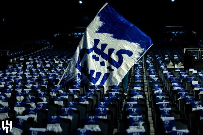 جماهير الهلال تستعد لاستقبال الفريق ودعمه قبل مواجهة الفيحاء