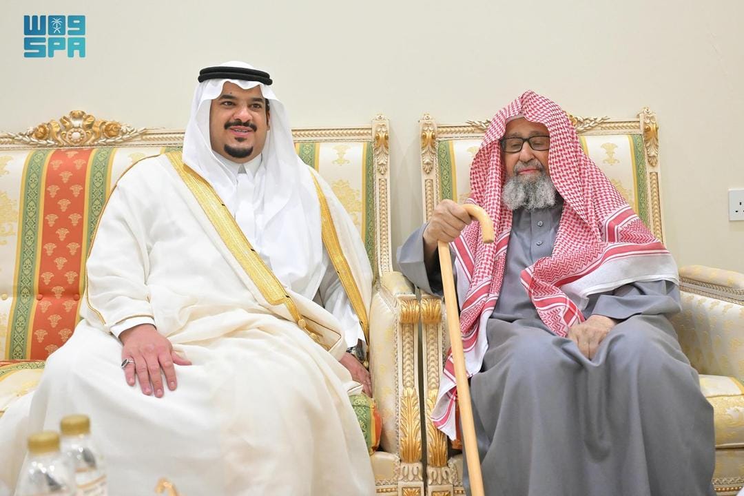 نائب أمير الرياض يزور مفتي المملكة والشيخ الفوزان والتركي