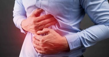 طبيب يكشف طريقة فعالة للتخلص من القولون والإمساك نهائيا .. فيديو