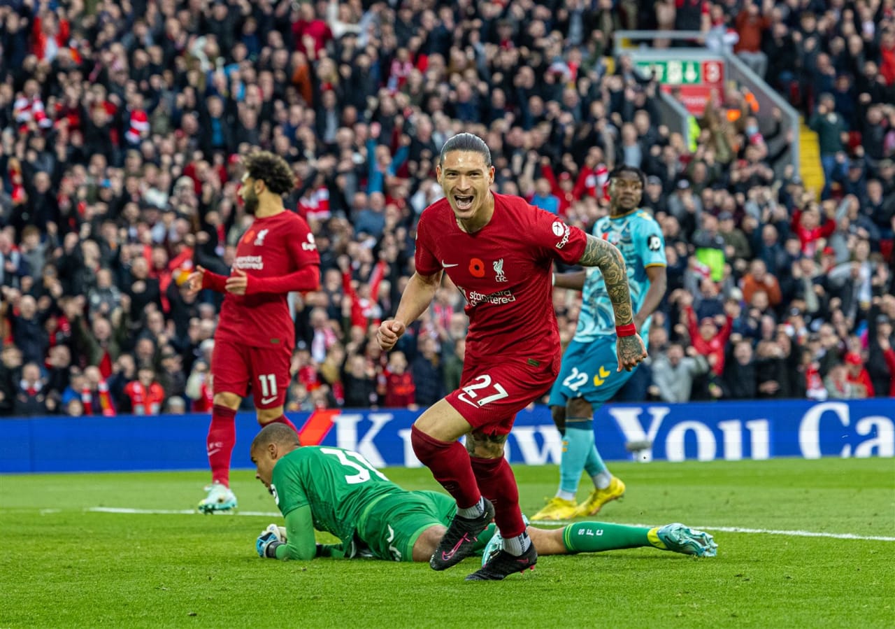 ليفربول يهزم ساوثهامبتون بثلاثية