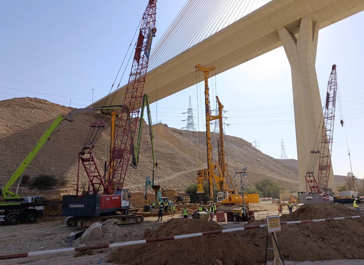 مشروع تطوير الجسر المعلق في الرياض يسابق الزمن