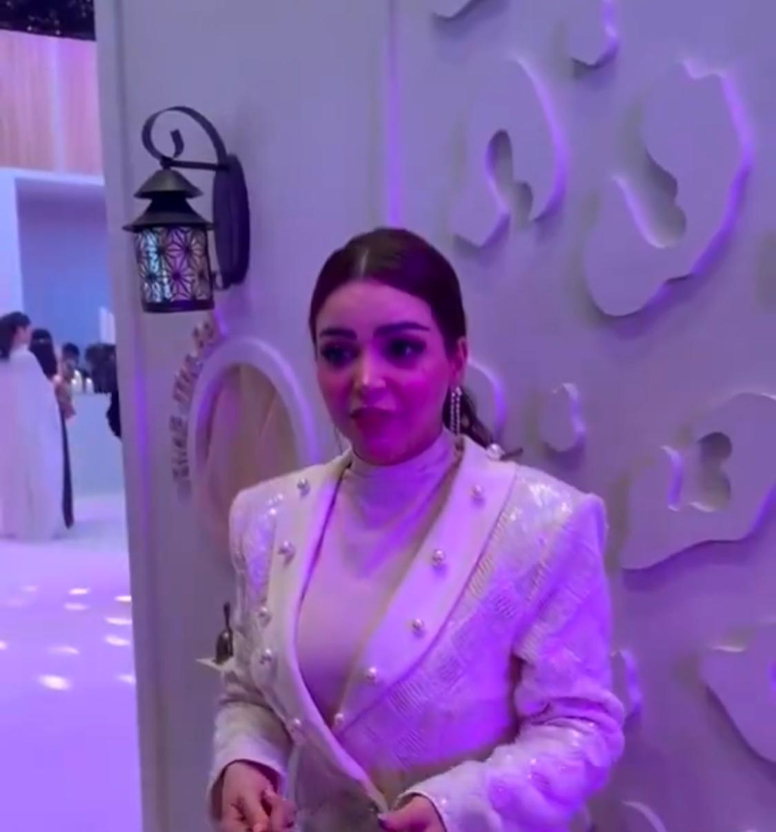 رهف القحطاني تتعرض لموقف محرج: ليش إنجليزي يا قلبي.. فيديو