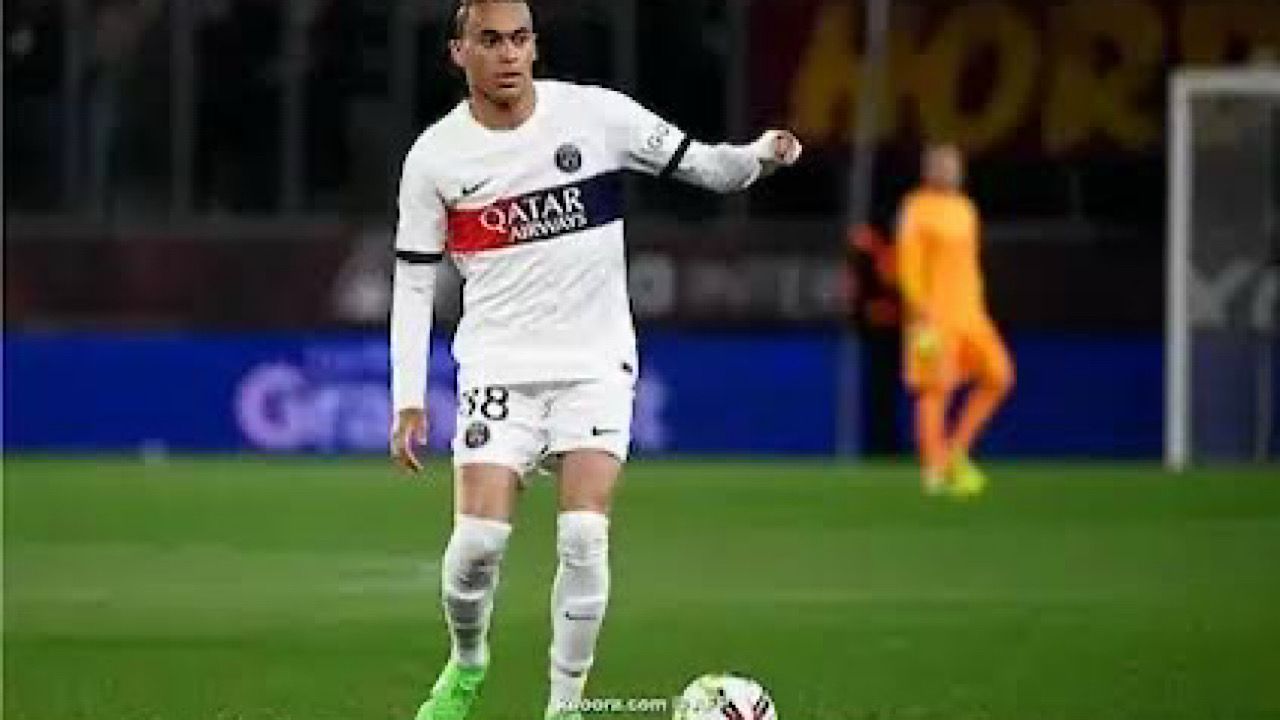 إيثان مبابي يهدد دورتموند على طريقة شقيقه