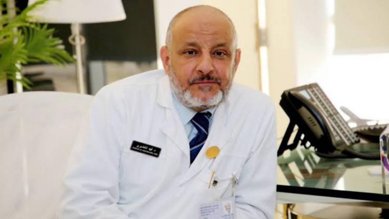 الخضيري يحذر من أضرار الأجهزة الإلكترونية على الأطفال