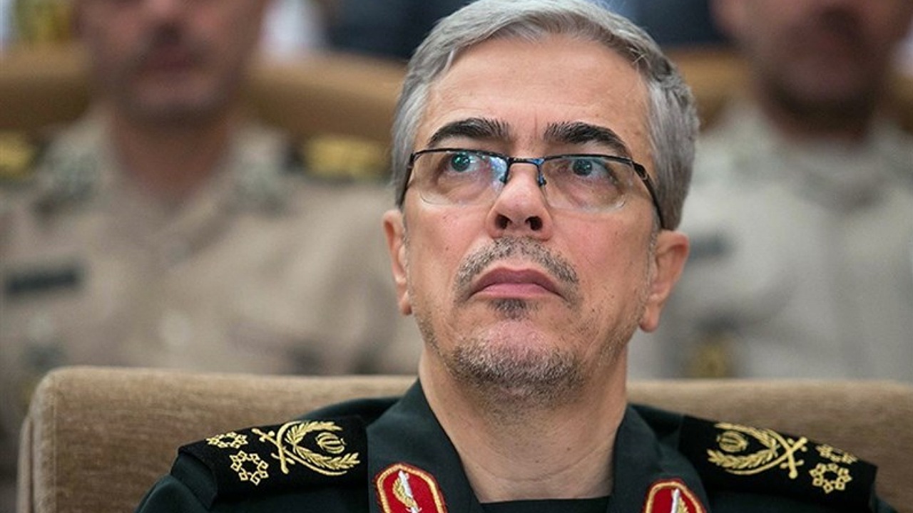 رئيس الأركان الإيراني: العلاقات الجيدة مع المملكة تسبب خيبة أمل للأعداء