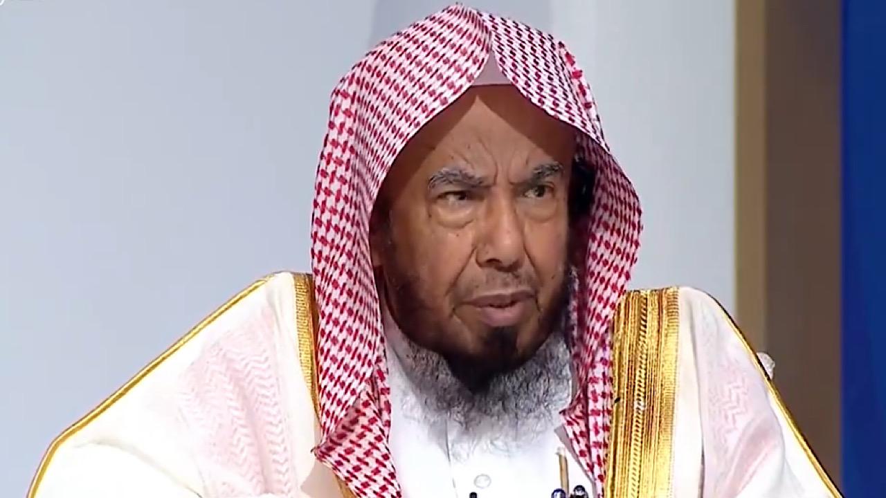 حكم الاتفاق مع المؤجر على تخفيض الأجرة لمن يُعجل بالدفع.. فيديو