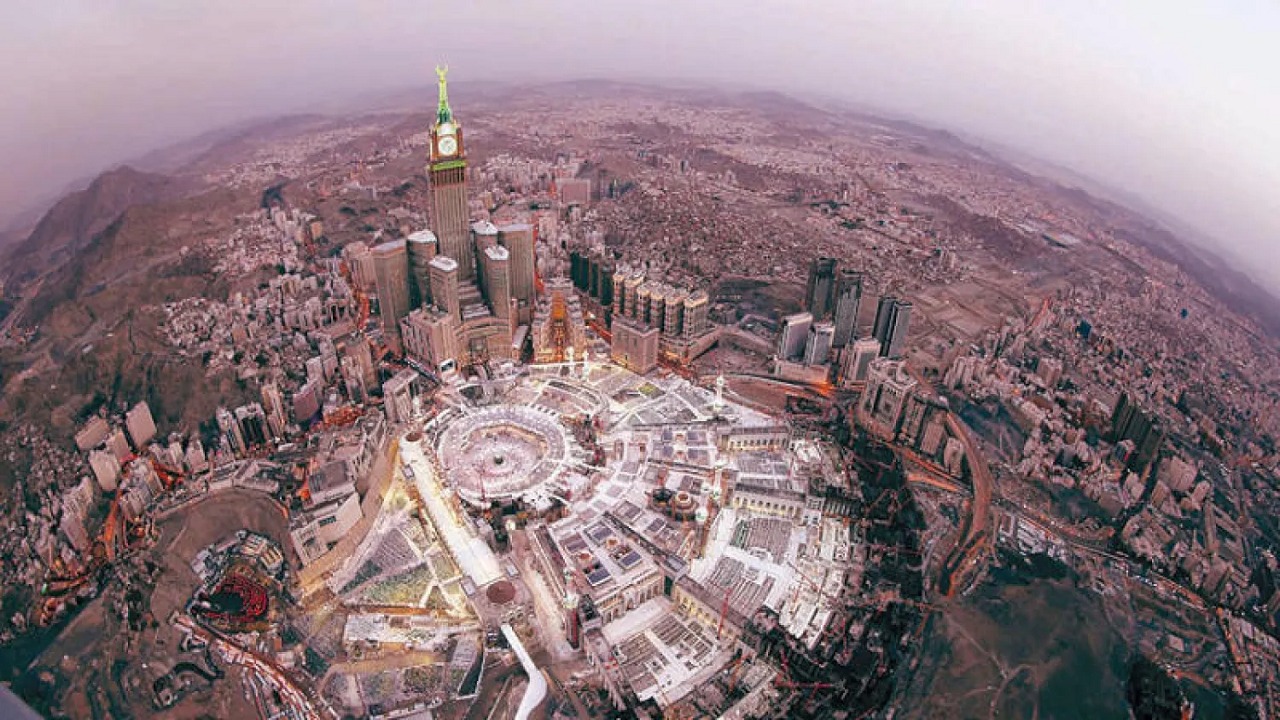 مكة تحقق المركز الـ39 وفق مؤشر IMD للمدن الذكية 2025